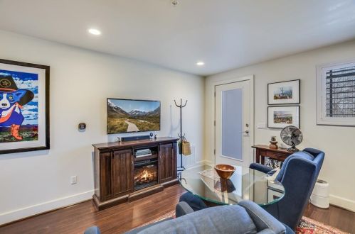 1603 Enfield Rd, Austin, TX 78703-3405