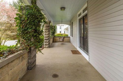 219 Columbus St, Somerset, OH 43783-9581