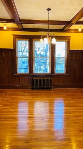 6 Laurel St, Chelsea MA 02150-1031 exterior