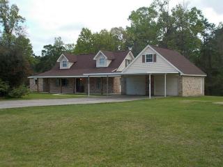 1679 County Road 638, Mont Belvieu, TX 77535