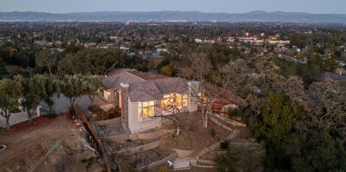 21461 Saratoga Hills Rd, Saratoga CA  95070-5377 exterior