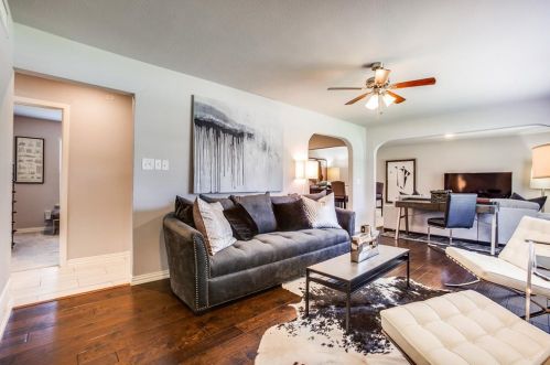 411 Hanbee St, Richardson TX  75080-4509 exterior