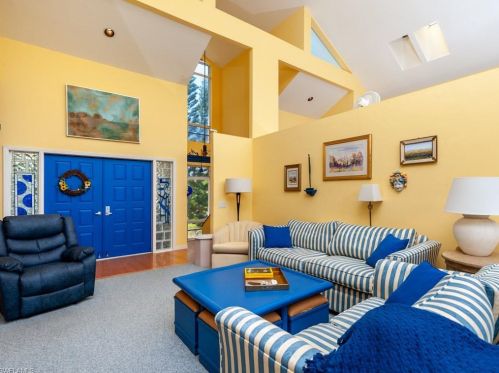 718 Gopher Walk Way, Sanibel, FL 33957-5200
