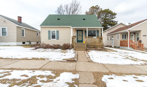 1220 21st St, La Crosse, WI 54601-5830