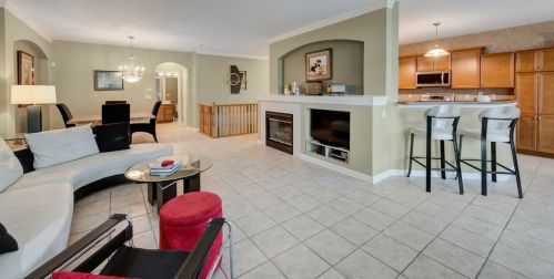 377 Riverbend Dr, Covington, KY 41016-1711