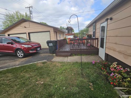 131 Carroll St, Portage WI  53901-1713 exterior