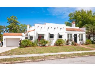 5213 Delette Ave, Saint Petersburg, FL 33707-5653