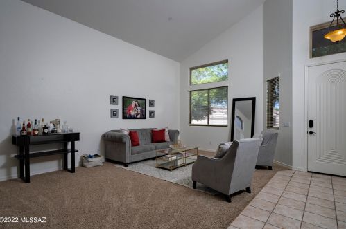 269 Sacaton Canyon Dr, Tucson, AZ 85755-1782