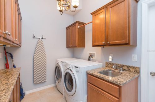 12801 Grand Traverse Dr, Dade City FL  33525-8251 exterior