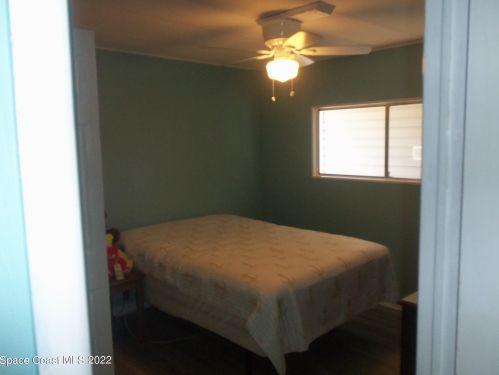 854 Laurel Cir, Sebastian FL  32976-7395 exterior