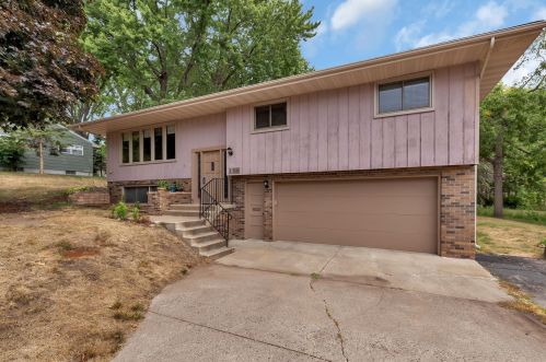 308 6th Ave, Sauk Rapids, MN 56379-2018