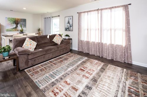 20602 Smithfield Cir, Slaughter Beach DE  19963 exterior