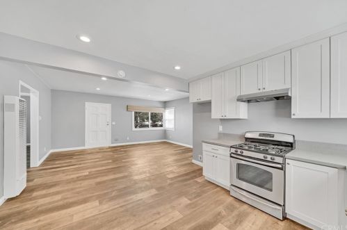 1477 Lemon Ave, Long Beach CA  90813-2158 exterior