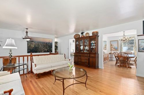 118 Oscawana Lake Rd, Tompkins Corners NY  10579-3014 exterior