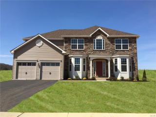 9679 Silverspot Dr, Breinigsville, PA 18031-9339