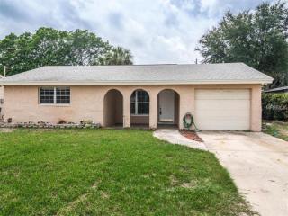5756 Orange Rd, Largo, FL 33772-7530
