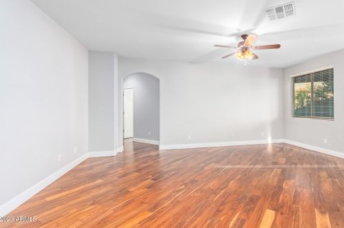 1809 114th Ave, Avondale, AZ 85392-5236
