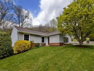 321 Stratford Rd, Asheville, NC 28804-1331