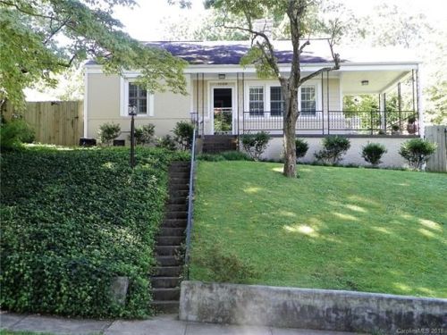 534 Alta Vista Ln, Hendersonville, NC 28791-4401
