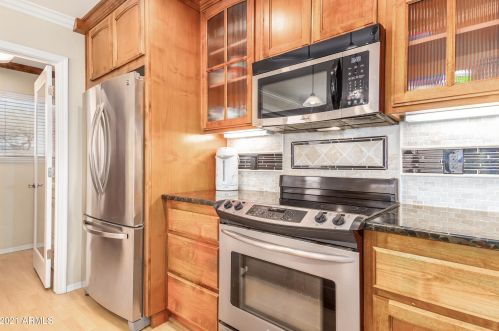 9072 80 Ln, Peoria AZ 85382-4417 exterior