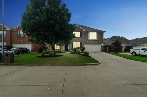 4513 Pebble Stone Dr, Fort Worth, TX 76123