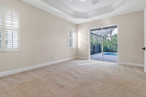 16200 Parque Ln, Naples FL  34110-2826 exterior
