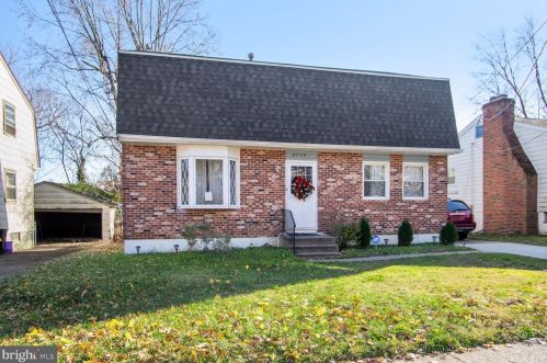 8736 Orchard Ave, Camden NJ  08109-3840 exterior