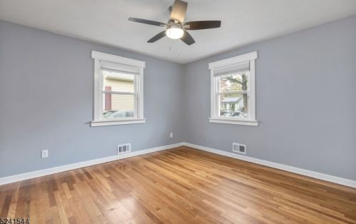 336 Hoe Ave, Scotch Plains NJ  07076-1135 exterior