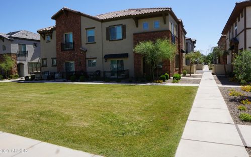 2746 Decatur Dr, Gilbert, AZ 85295-1228
