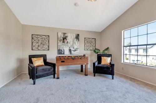 1066 Cross Springs Ct, San Jose CA  95120-1516 exterior