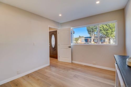 4190 Datcho Dr, San Diego CA 92117-4621 exterior