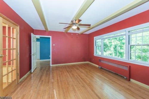 250 Jacksonville Rd, Lincoln Park NJ  07035-1505 exterior