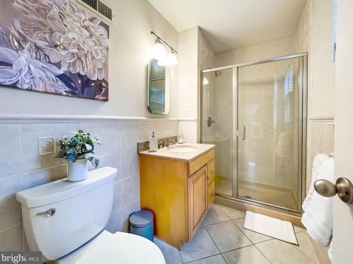 1344 Buford Dr, Yardley PA 19067-4342 exterior