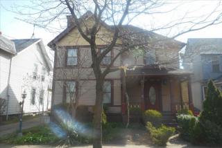 1777 32nd St, Cleveland OH  44114-4513 exterior