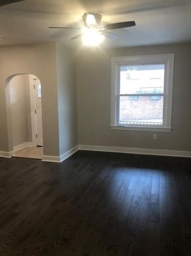 3462 Bates St, Pittsburgh, PA 15213-3952