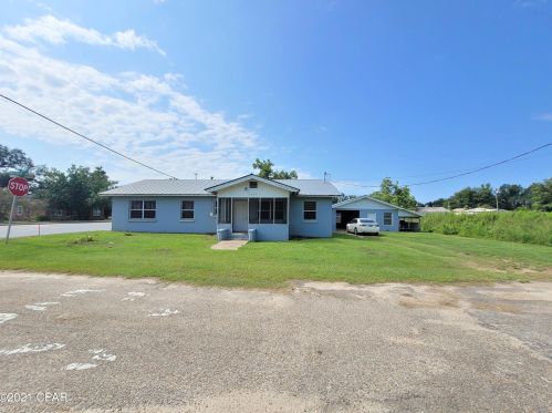 2649 Railroad St, Cottondale, FL 32431-3200