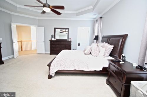 16143 Woodley Hills Rd, Haymarket VA  20169-4941 exterior