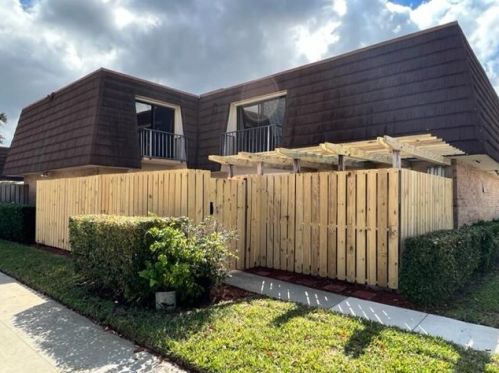 1116 11th Ln, West Palm Beach, FL 33418-3539