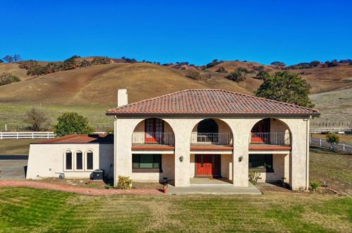 6960 Vista Del Sol, Gilroy CA  95020-9544 exterior