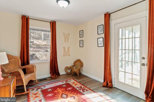 185 Baptist Ln, Linden VA  22642-5660 exterior