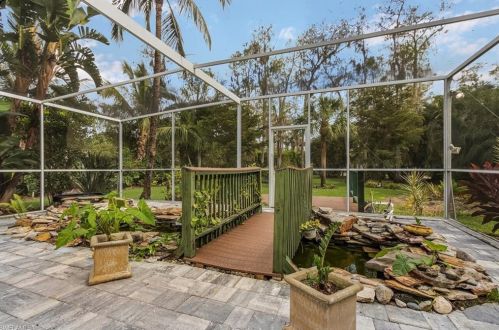 770 Logan Blvd, Naples FL 34116-3909 exterior