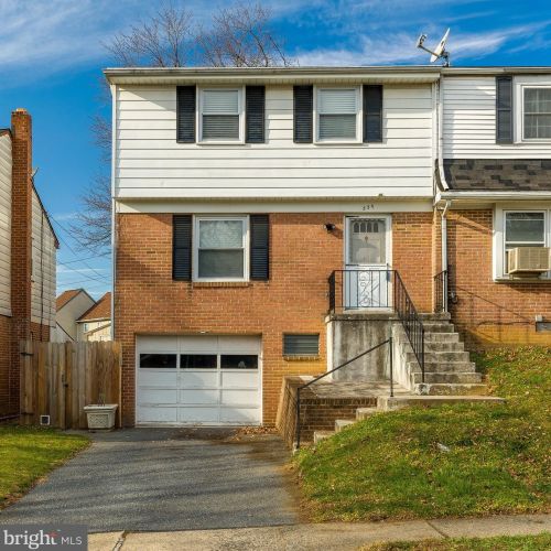 834 Pearl St, Lancaster, PA 17603-5868