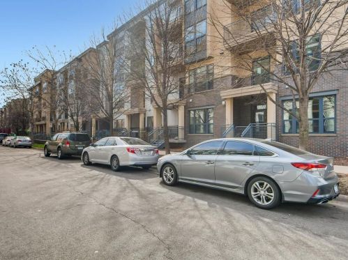 2566 Ellis Ave, Saint Paul MN  55114-1445 exterior