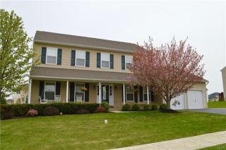 9612 Dogwood Ln, Breinigsville, PA 18031-1194