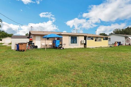 22 Westminster St, Lehigh Acres FL 33936-6512 exterior