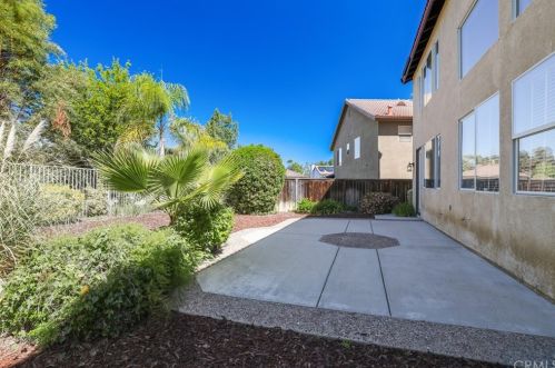 43610 Ortona St, Temecula CA  92592-3878 exterior