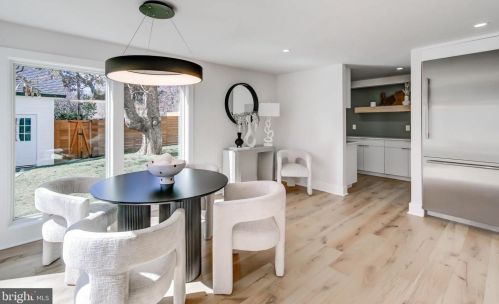 4624 Asbury Pl, Washington DC  20016-4325 exterior