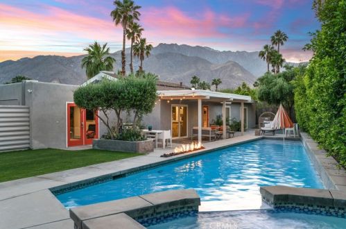 1120 Louise Dr, Palm Springs CA  92262-3209 exterior