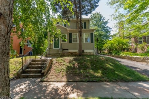 398 Drake Ave, Roselle NJ  07203-1414 exterior