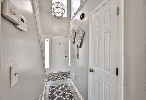 7549 Valley Watch Dr, Florence KY  41042-8004 exterior